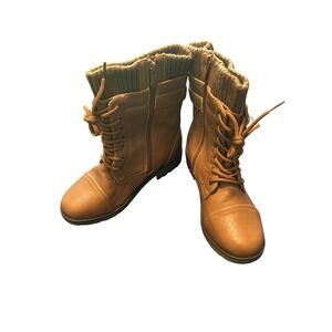 NIB Women's Brown PU Leather Boots Lace Up Lined Amazon-K Camel Size 5